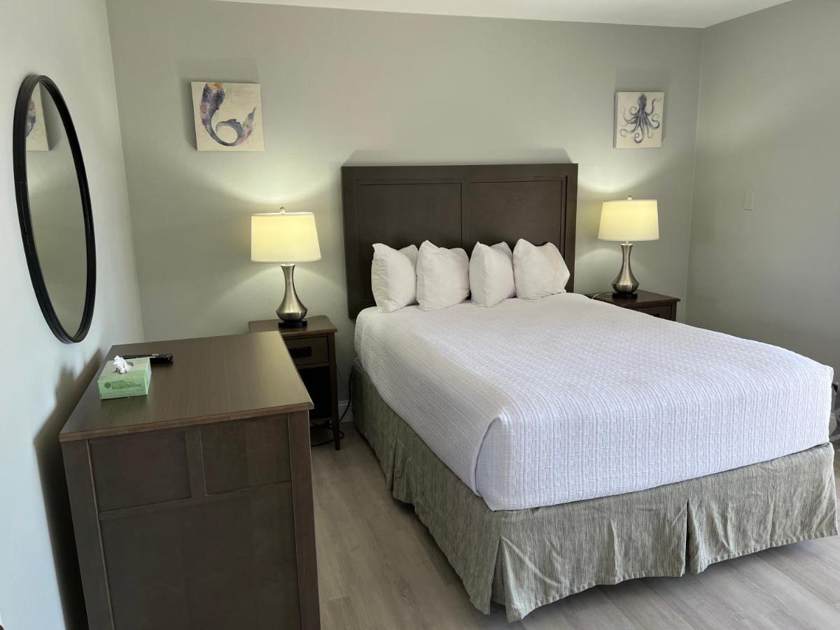 Marco Island Lakeside Inn Εξωτερικό φωτογραφία