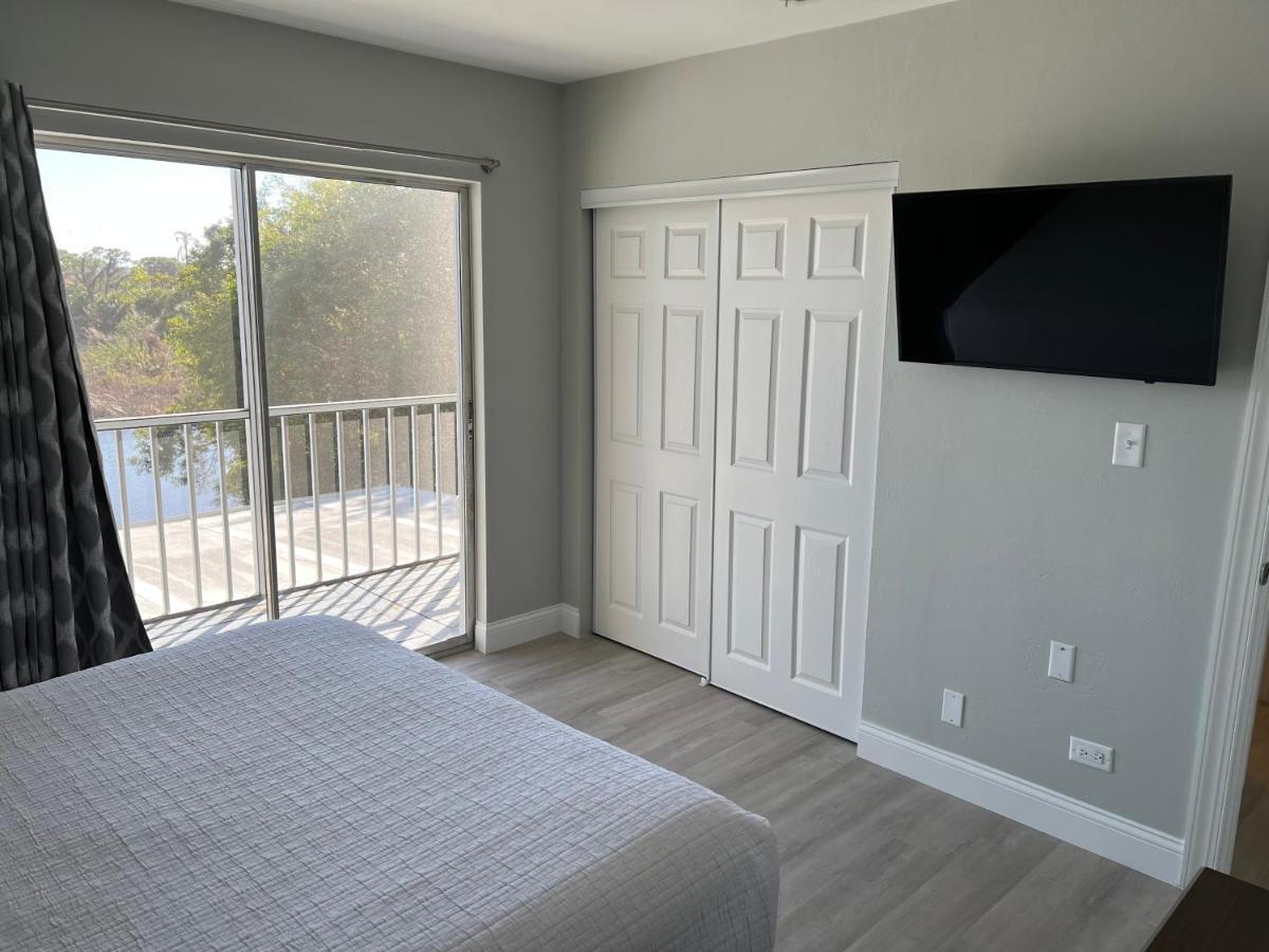 Marco Island Lakeside Inn Εξωτερικό φωτογραφία