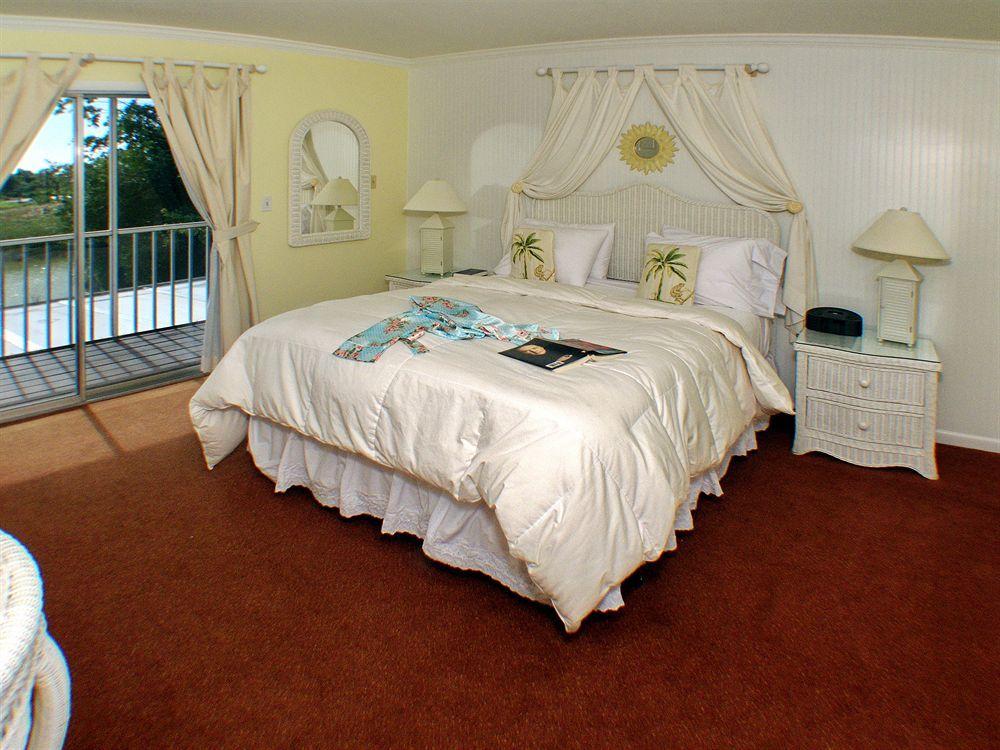 Marco Island Lakeside Inn Εξωτερικό φωτογραφία
