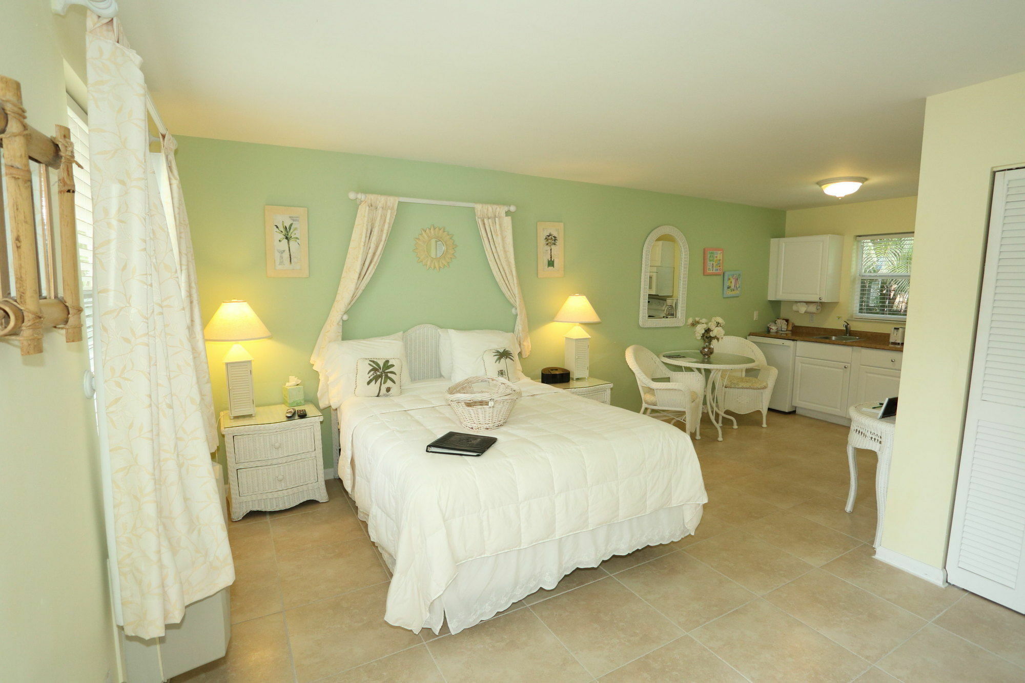 Marco Island Lakeside Inn Εξωτερικό φωτογραφία