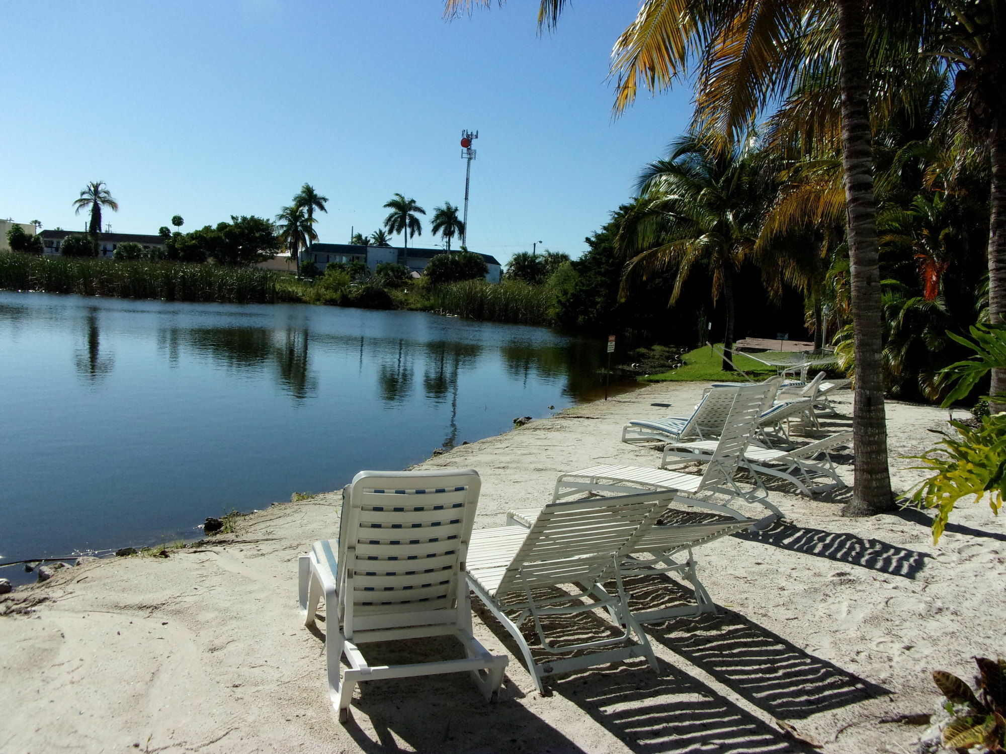 Marco Island Lakeside Inn Εξωτερικό φωτογραφία