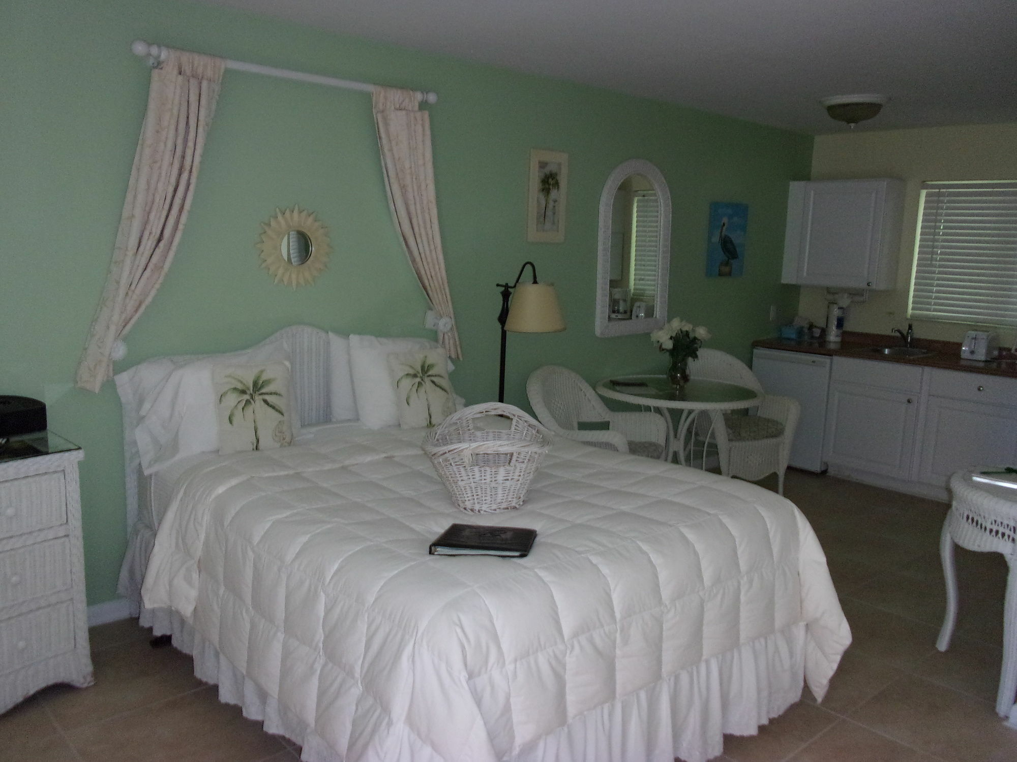 Marco Island Lakeside Inn Εξωτερικό φωτογραφία